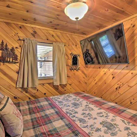 Helen Cabin With Deck And Hot Tub Less Than Half Mi To Main St Luaran gambar