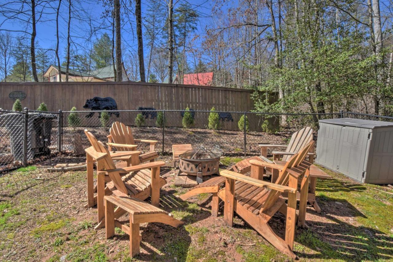 Helen Cabin With Deck And Hot Tub Less Than Half Mi To Main St Luaran gambar