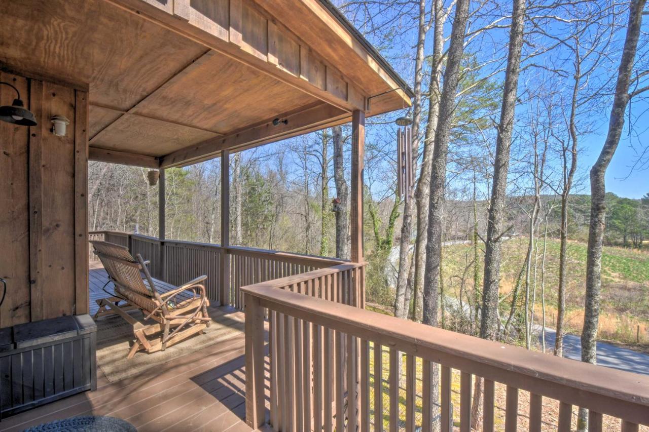 Helen Cabin With Deck And Hot Tub Less Than Half Mi To Main St Luaran gambar